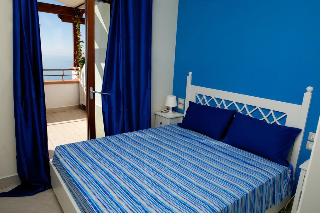 מאטינאטה Holiday Lodge Al Porto חדר תמונה